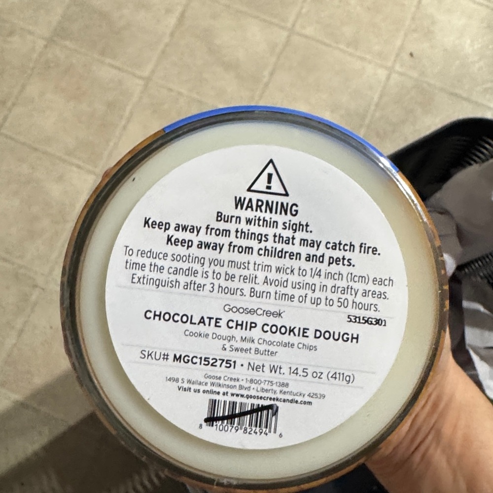 Pillsbury Chocolate Chip Cookie Dough three wick Candle 14.5 OZ - Picture 8 of 8